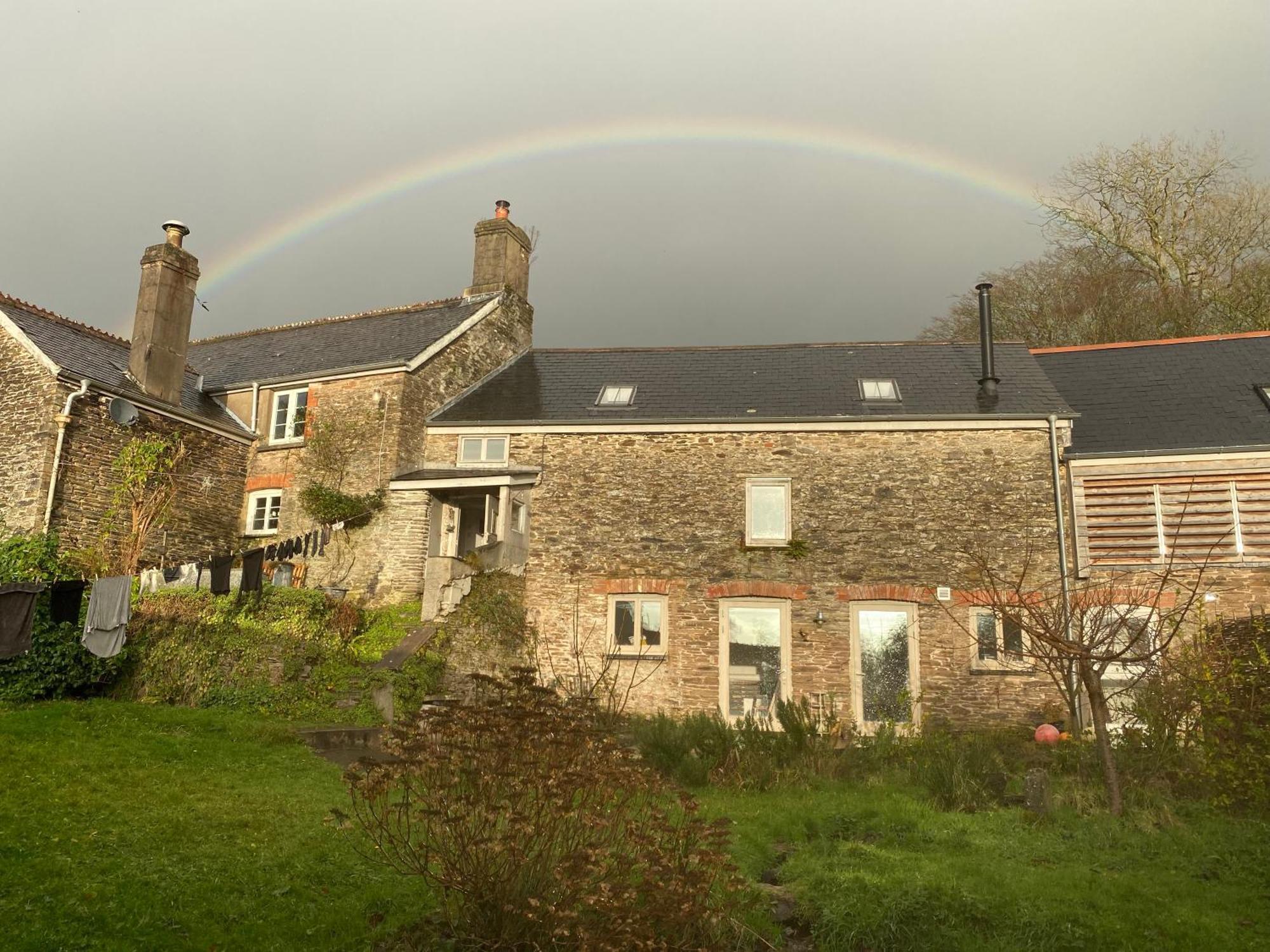 Home Farm - Theundergroundstream Churchstow Exterior photo